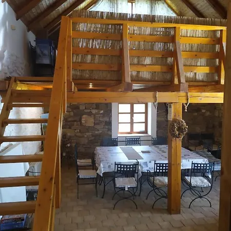 Linden-harmony Apartman Πανσιόν