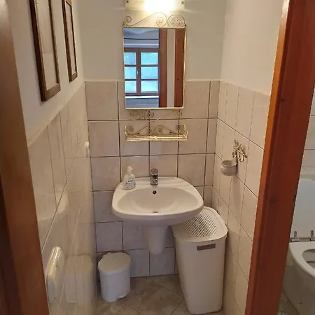 Linden-harmony Apartman Πανσιόν