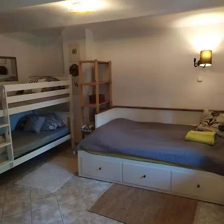 Πανσιόν Linden-harmony Apartman