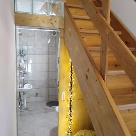 Πανσιόν Linden-harmony Apartman Salfold