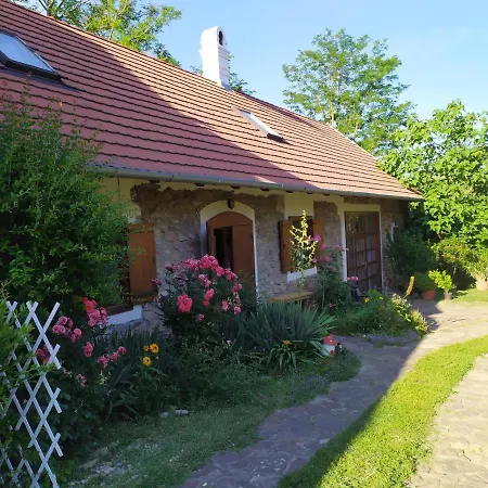 Linden-harmony Apartman Affittacamere